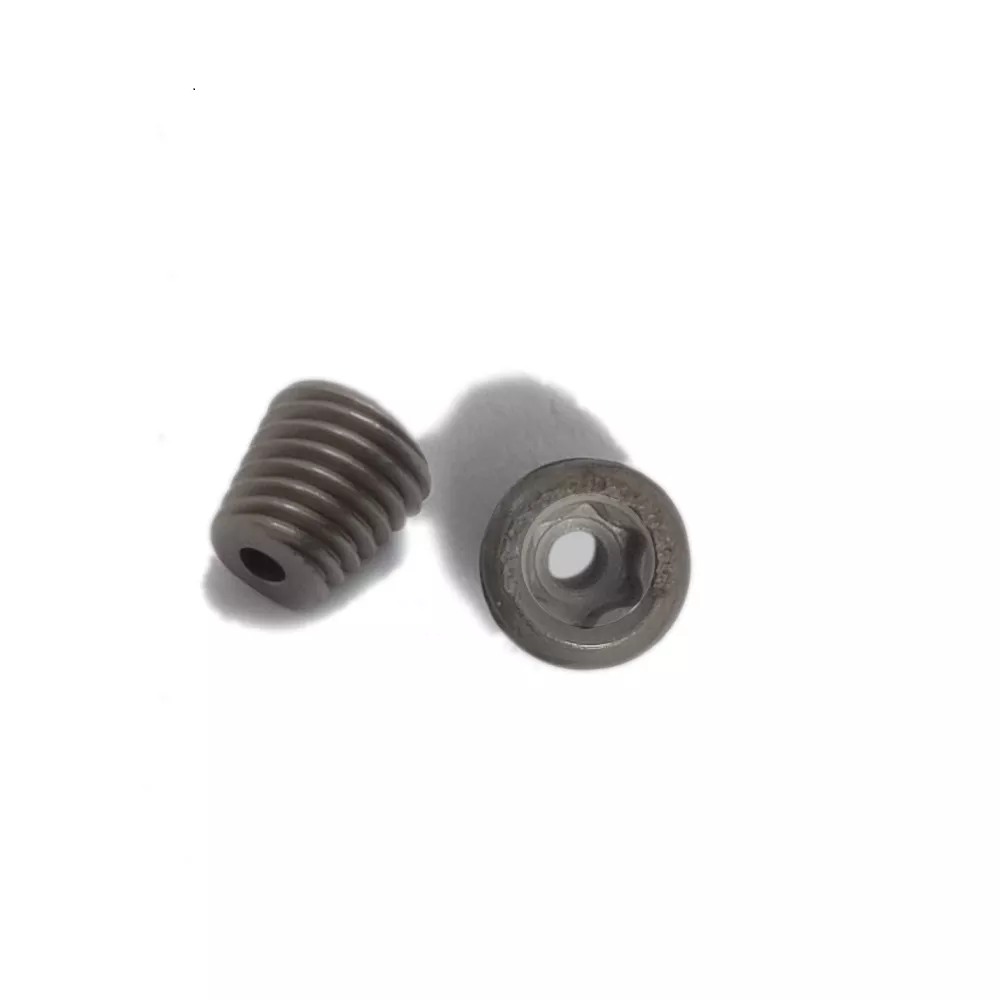 Tap&oacute;n canulado del sistema de placas bloqueadas 5.0 mm